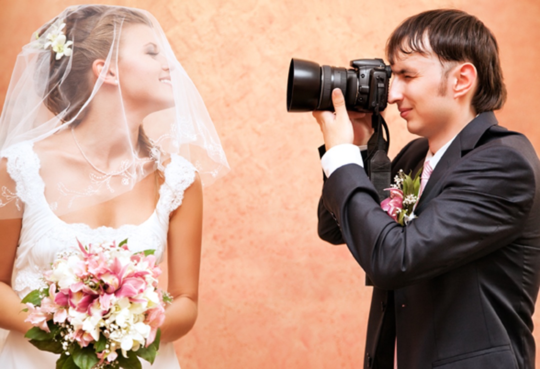 10 Things To Consider Before Hiring A Wedding Photographer • My Bridal Pix