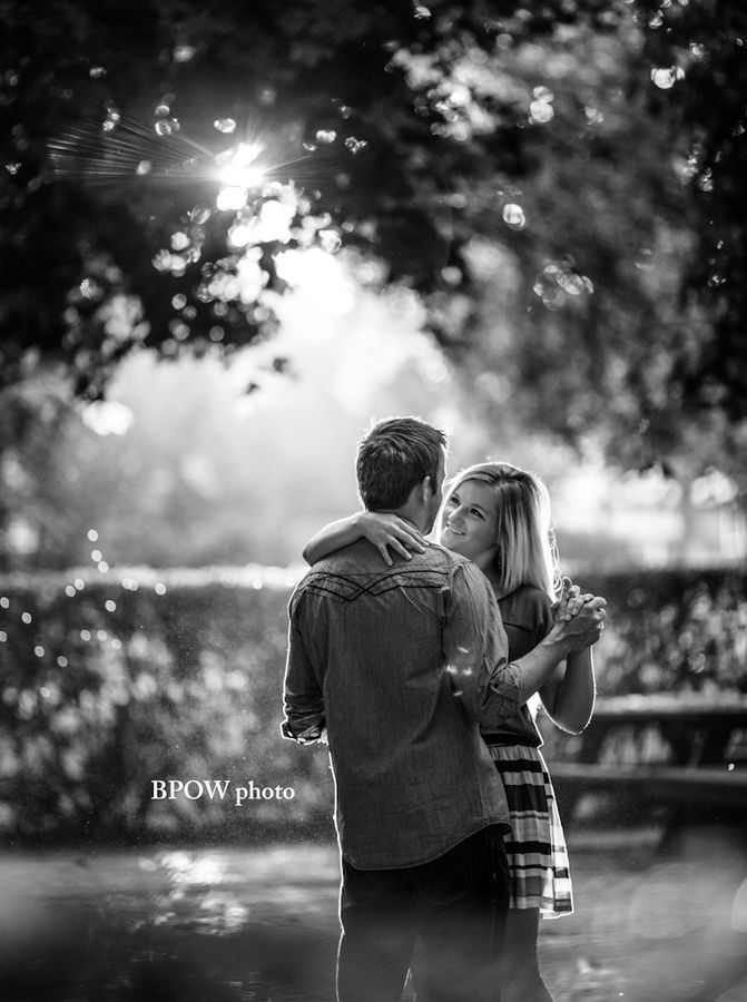 engagement photo ideas, practicing first dance in park