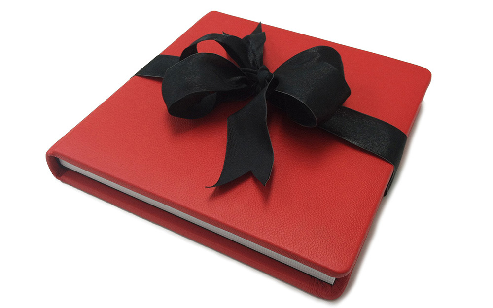 Boudoir photo book with red leather cover
