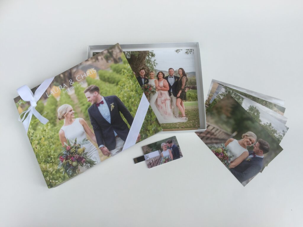  An image of the custom album design that you can design at MyBridalPix